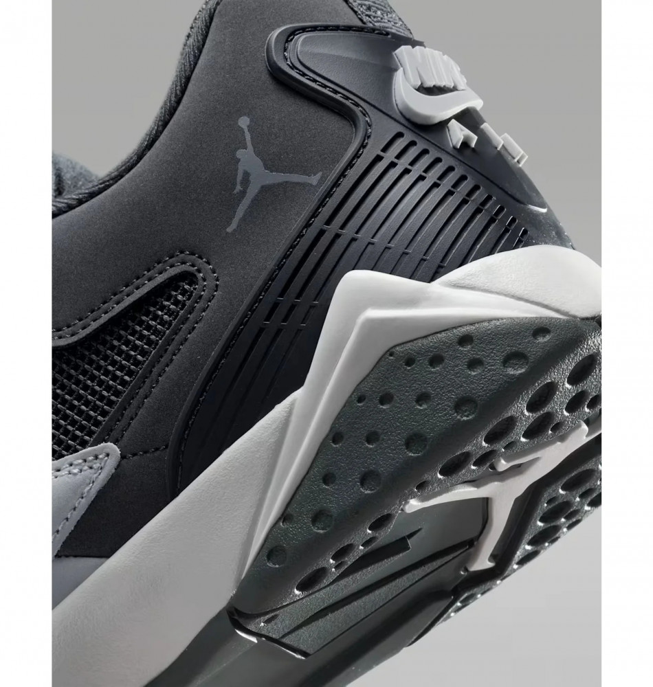 Кросівки чоловічі Air Jordan 7 Rm HQ3950-001_image_6