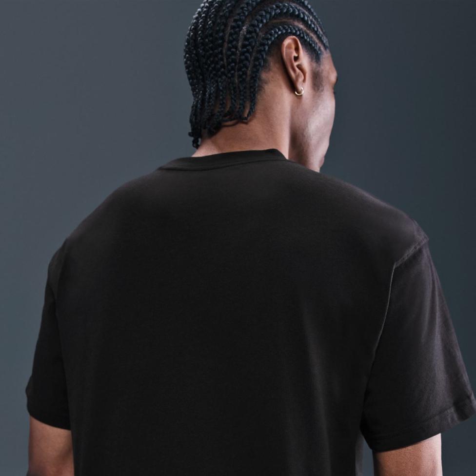 Чоловіча футболка NIKE M NSW TEE ACCS PATCH CNCT FA25 HQ9242-010