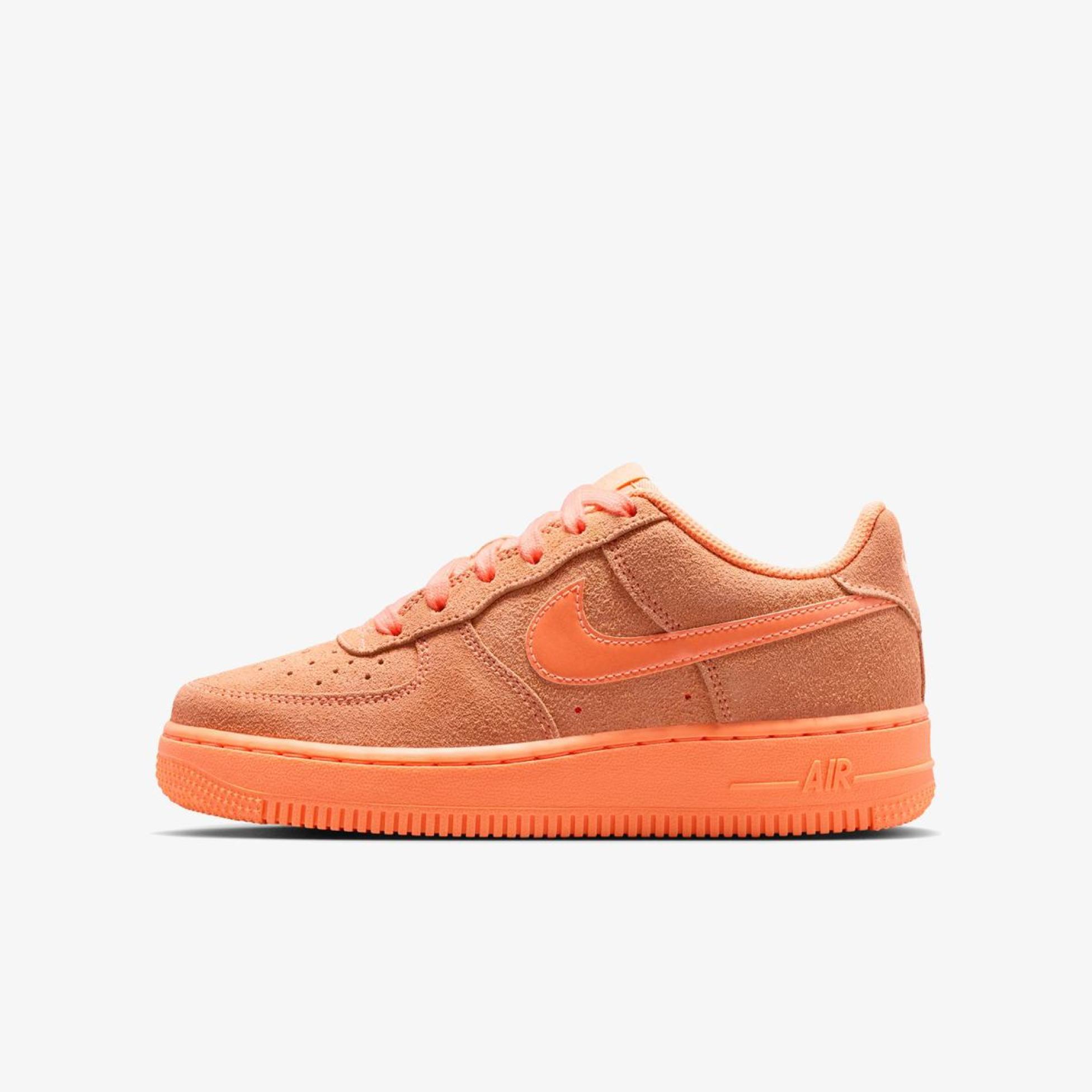 Дитячі кросівки NIKE AIR FORCE 1 SUEDE ORANGE PULSE (GS) IR5611-801