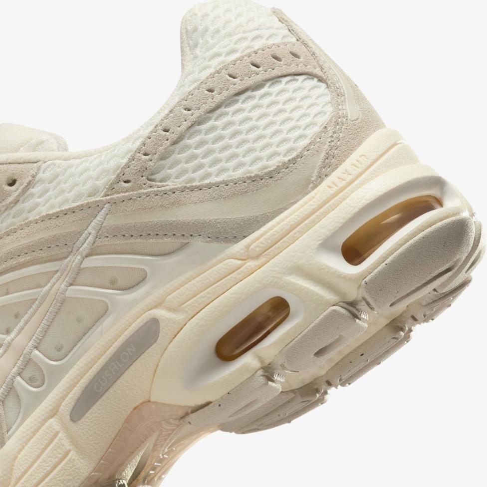 Женские кроссовки NIKE WMNS AIR MAX MOTO 2K SE PHANTOM / PALE IVORY IO4862-100_image_8