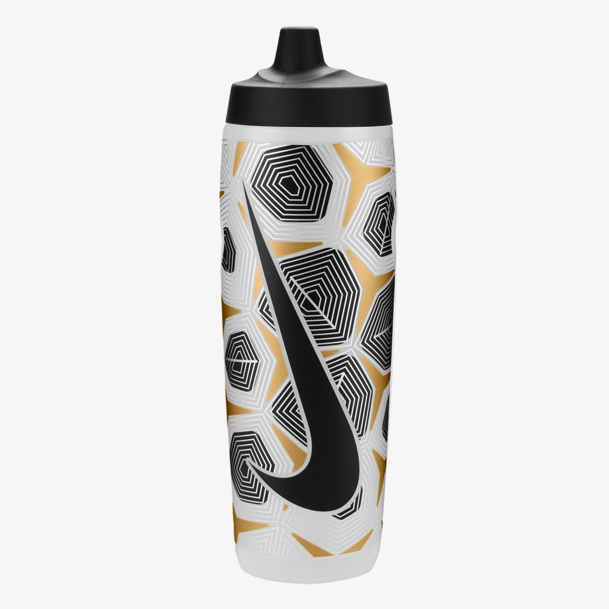 Бутылка NIKE REFUEL BOTTLE 24 OZ GRAPHIC CLEAR/BLACK/FLT GOLD/FLT SILVER/BLACK 24OZ N.100.9956.934.24