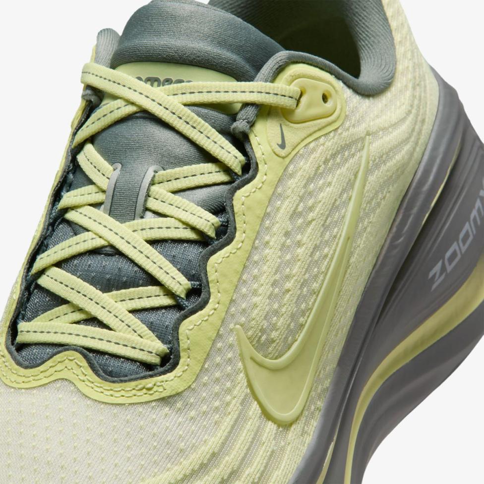 Женские кроссовки NIKE W VOMERO PLUS SE IQ3440-751_image_7