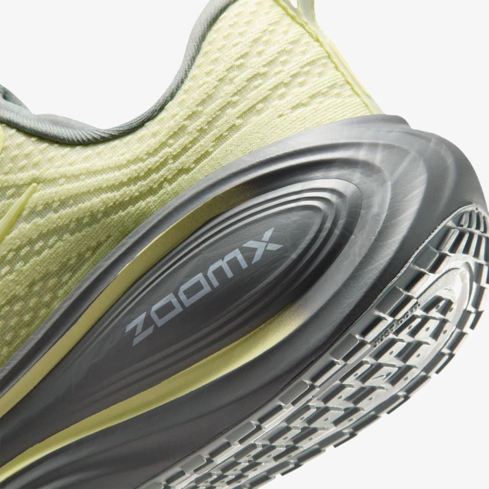 Женские кроссовки NIKE W VOMERO PLUS SE IQ3440-751_image_8