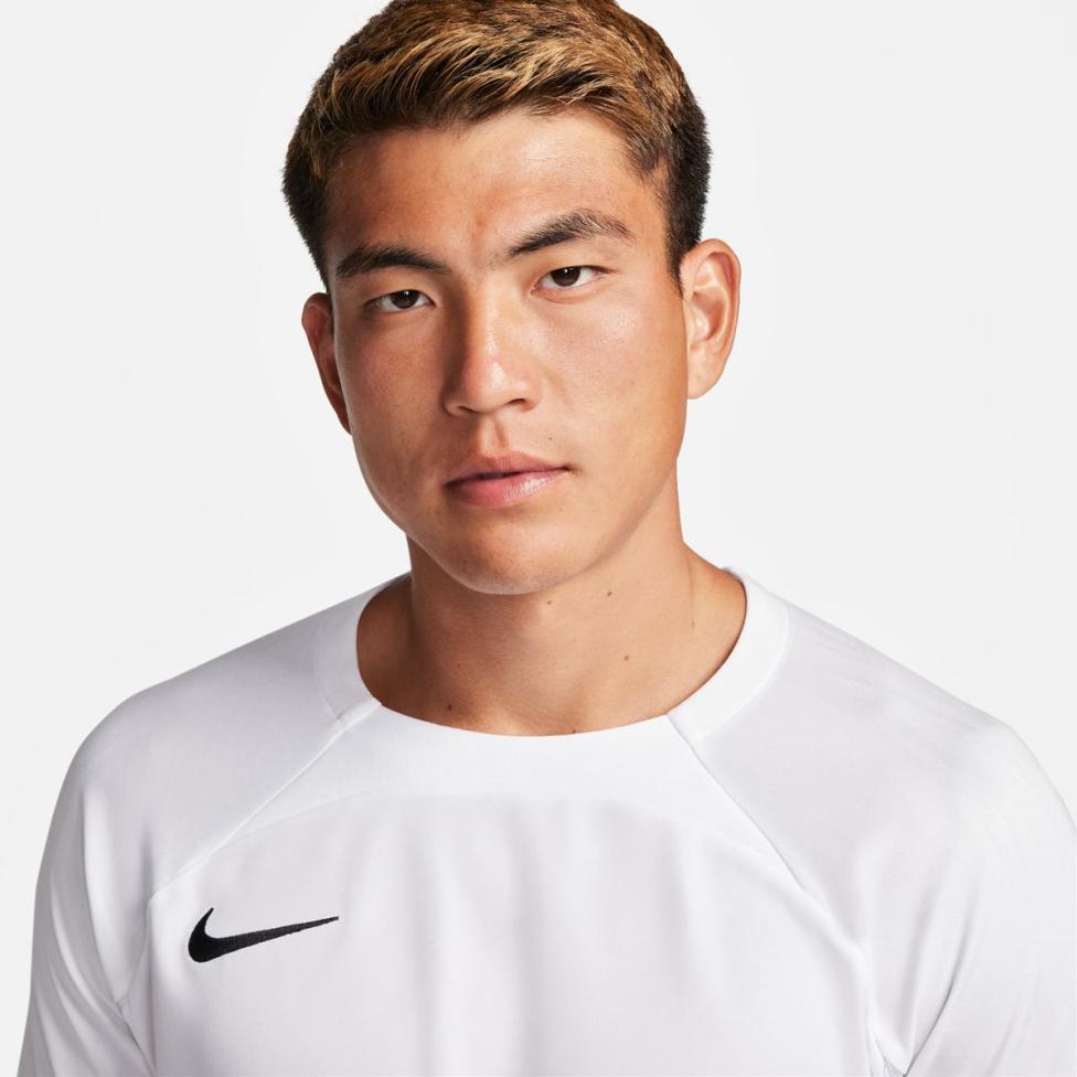 Мужская футболка NIKE M NK DF STRKE III JSY SS DR0889-100_image_3