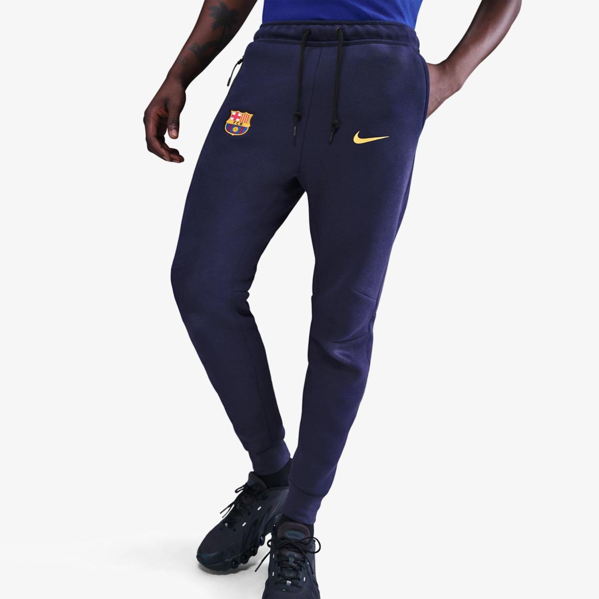 Чоловічі штани NIKE FCB MNSW TECH FLC JGR PANT HJ6444-594