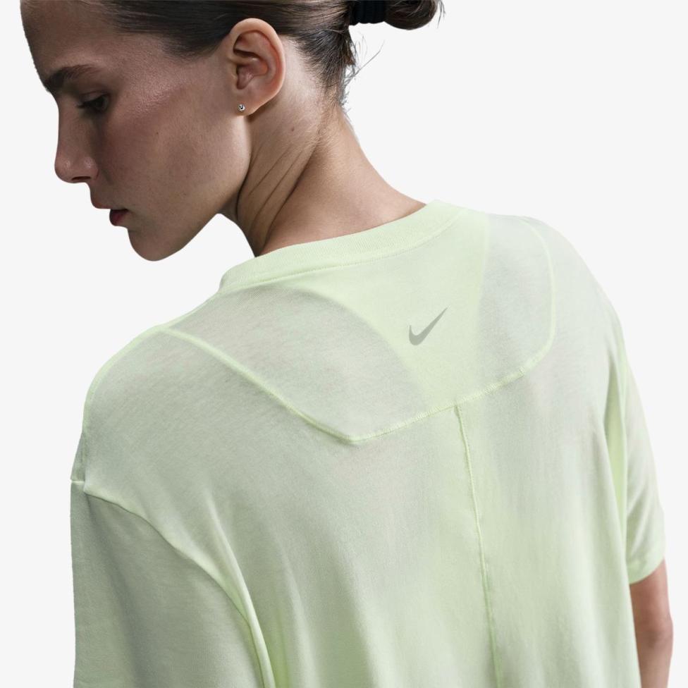 Женская футболка NIKE W NK ONE RELAXED DF SS TOP FN2814-701_image_3