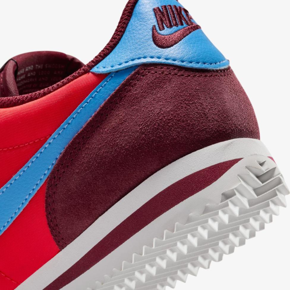 Женские кроссовки NIKE CORTEZ DZ2795-603_image_8