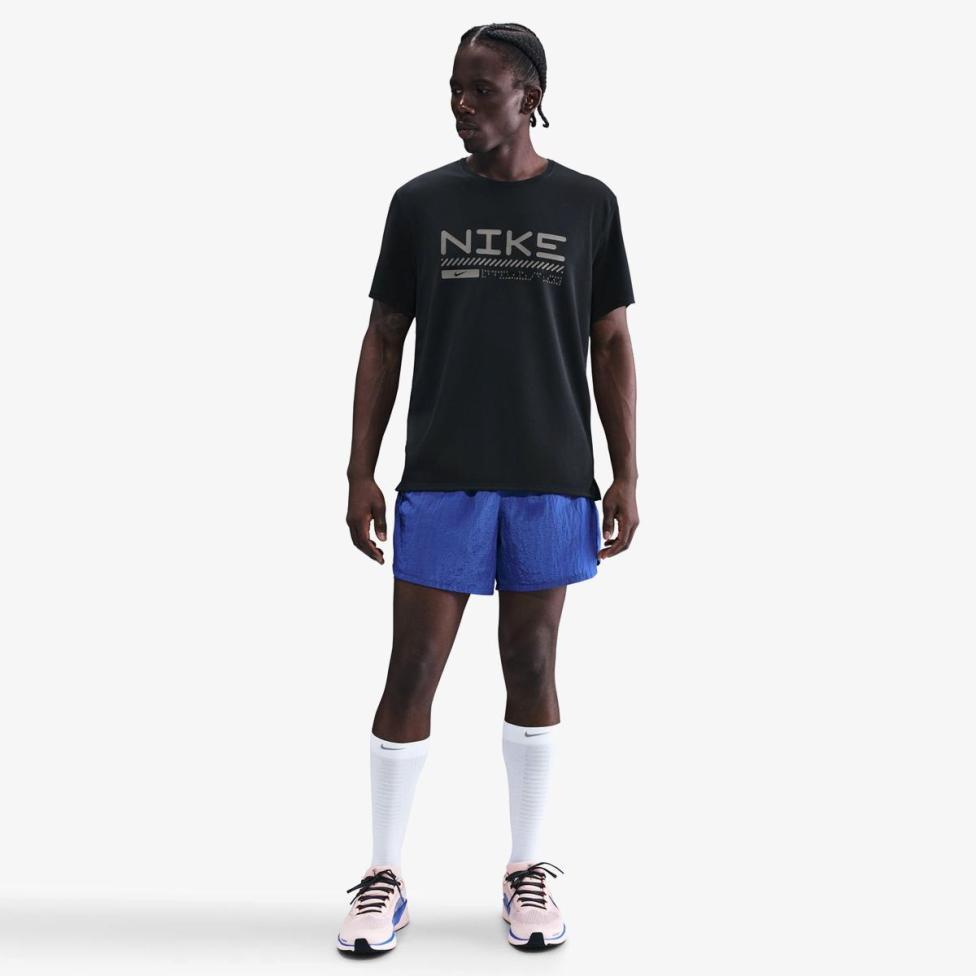 Мужская футболка NIKE M NK WINTER MILER SS TOP HV2676-010_image_4