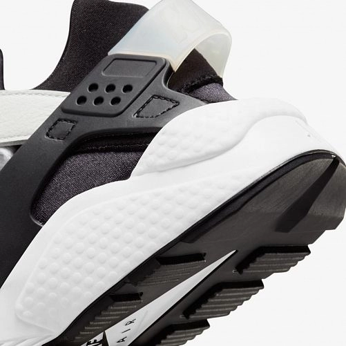 Кроссовки мужские Nike Air Huarache DD1068-001_image_3
