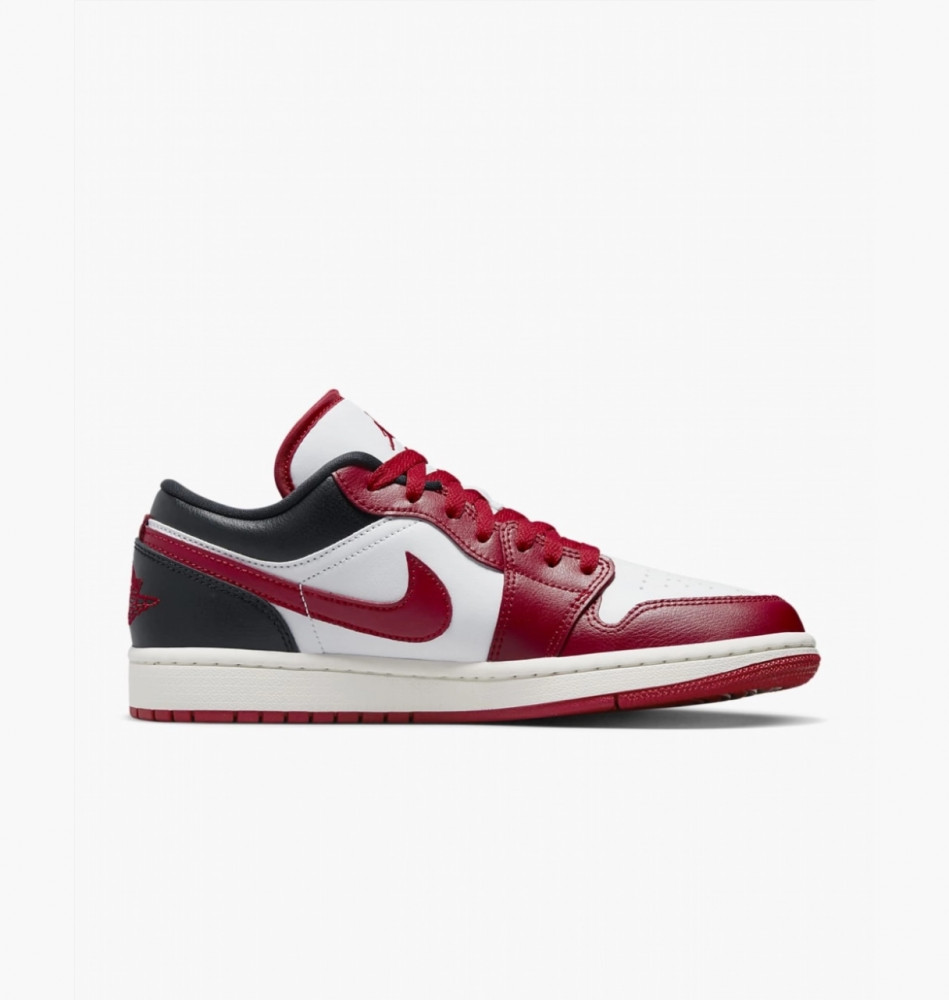 Жіночі кросівки Air Jordan 1 Low DC0774-160